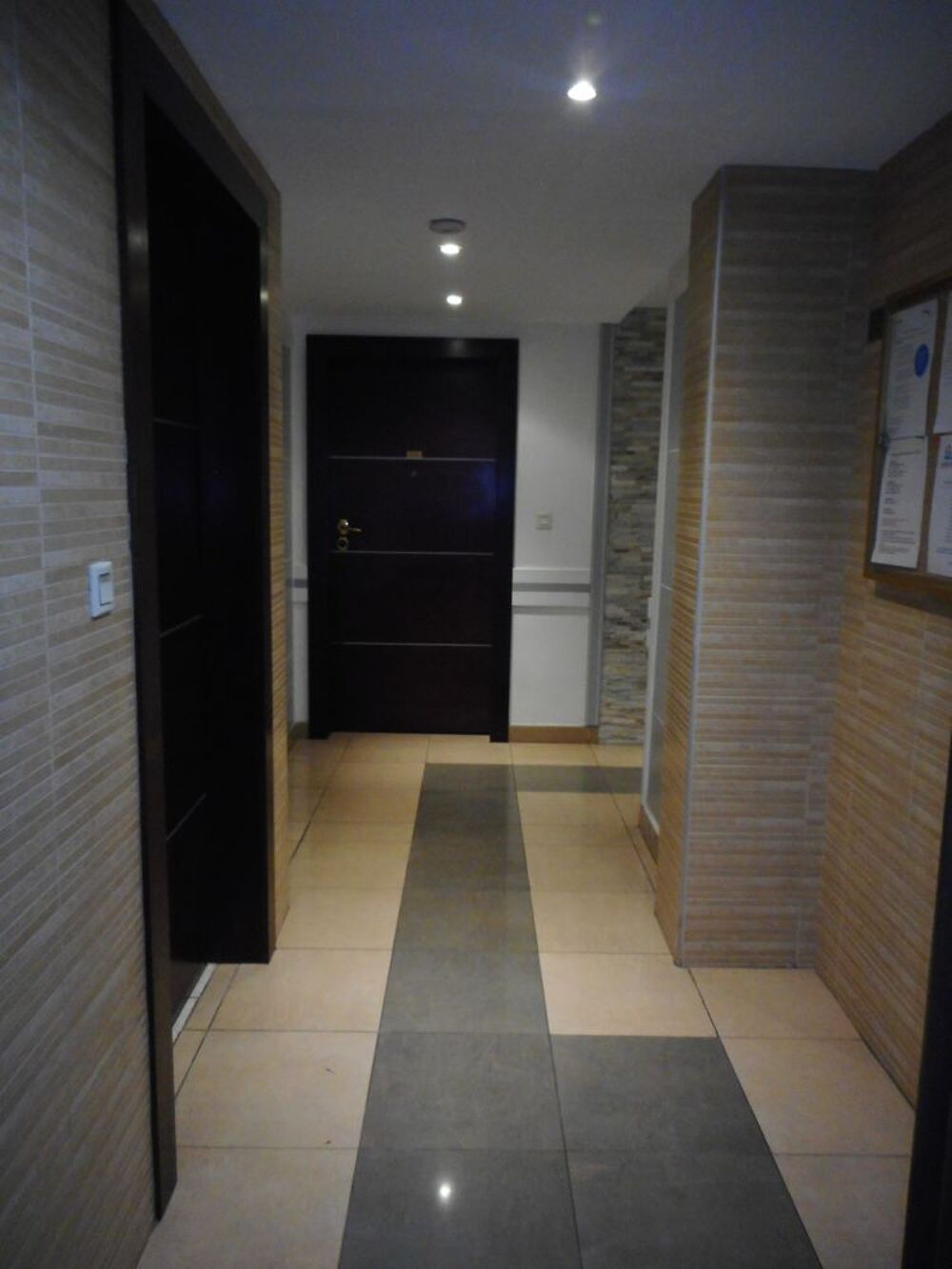 Vente Appartement A saisir appartement T2 ST RAPHAEL immeuble centre standing Saint-raphaël