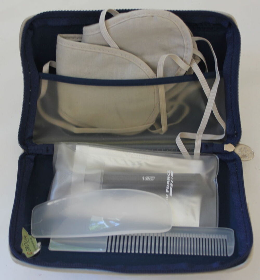 Trousse de toilette AIR FRANCE premi&egrave;re 