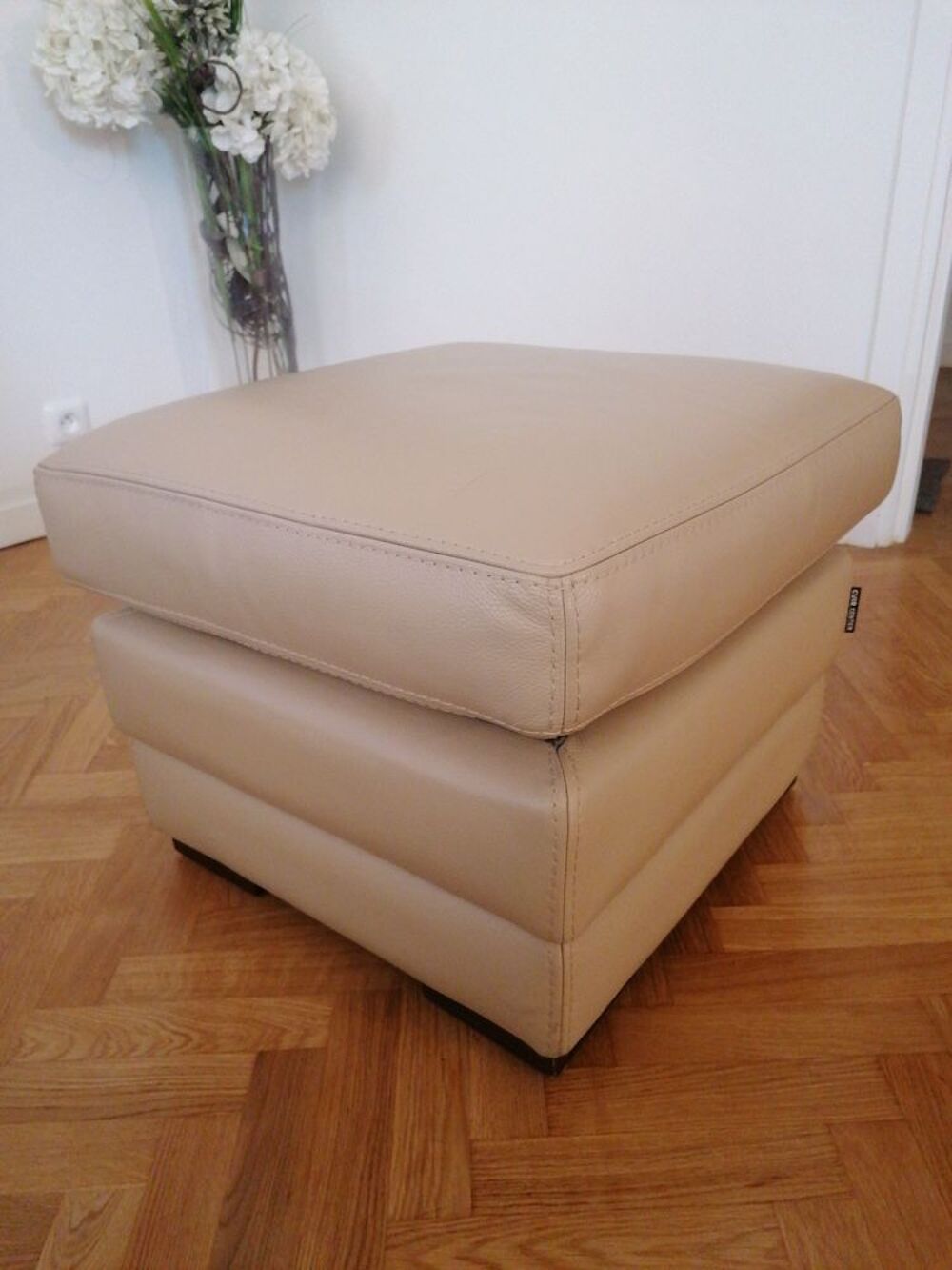 Pouf en cuire Meubles