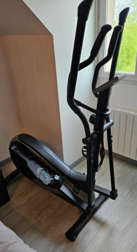 Vélo Elliptique DOMYOS+ console C30 
90 Orléans (45)