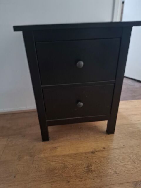 Table de chevet 20 La Brosse-Montceaux (77)