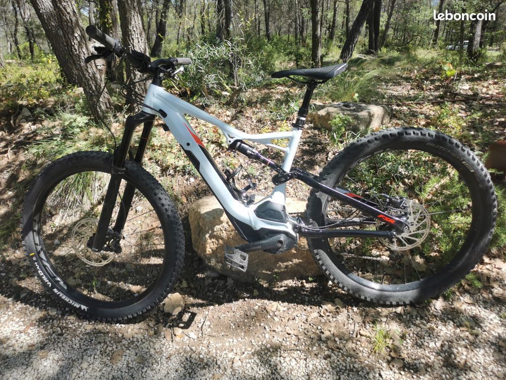VTT &eacute;lectrique Specialized LEVO FSR 2018 Vélos
