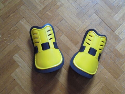 Paire de prot�ge-tibias (V5) 3 Tours (37)