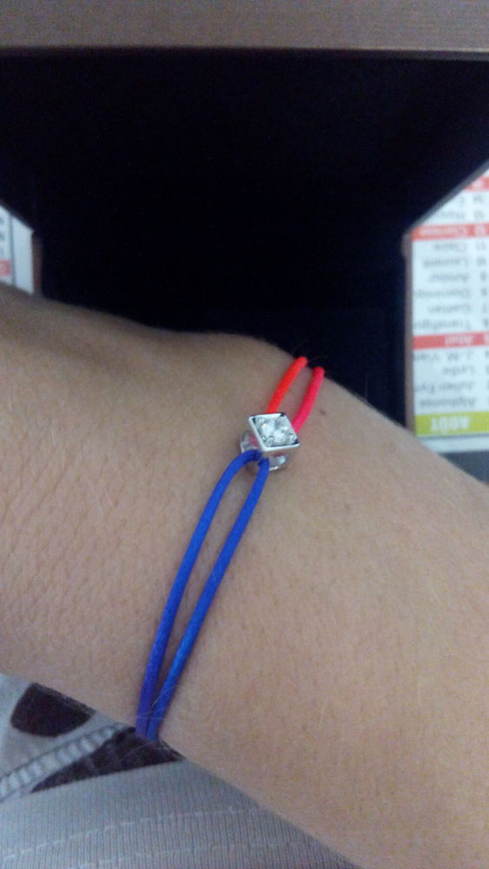 bracelet argent style cube de dinh van sur cordon Bijoux et montres
