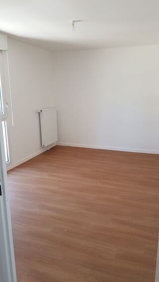  Appartement à louer 2 pièces 44 m²