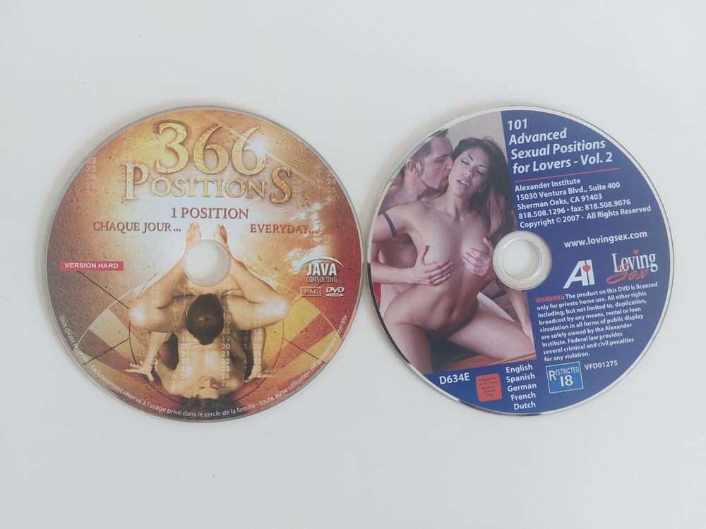lot de 2 DVD &eacute;rotiques (positions amoureuses) DVD et blu-ray