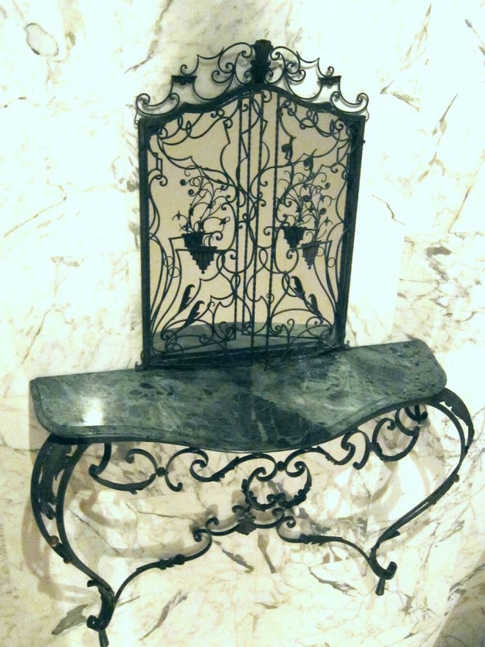 Console fer forg&eacute;, marbre et miroir Meubles