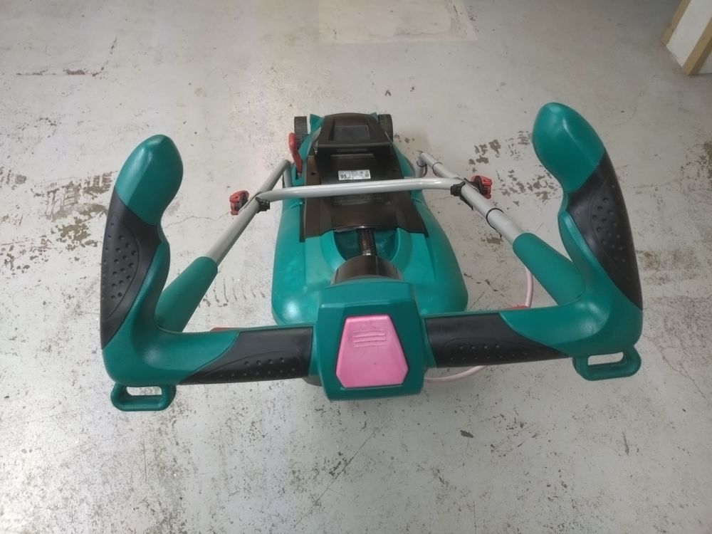 Tondeuse &agrave; gazon &eacute;lectrique Jardin