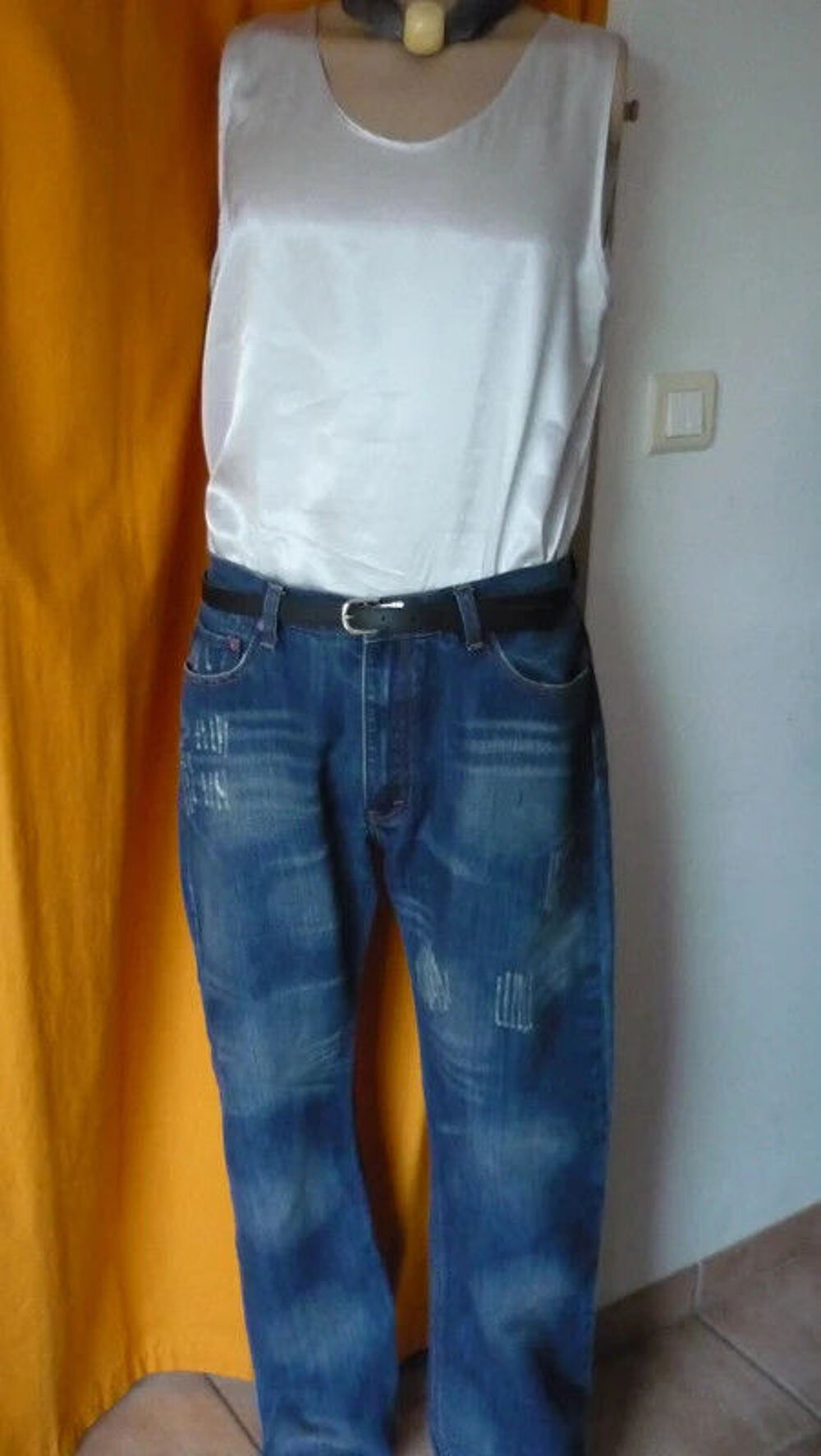 Jean + d&eacute;bardeur + cadeaux Vêtements