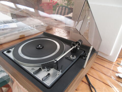 Tourne disque DUAL 1226
200 Gravelines (59)