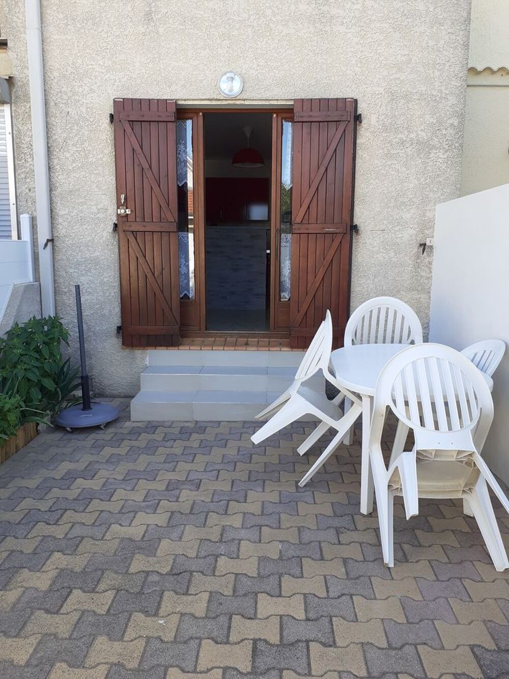   Appartement en rez-de-chausse avec cours Languedoc-Roussillon, Valras-Plage (34350)