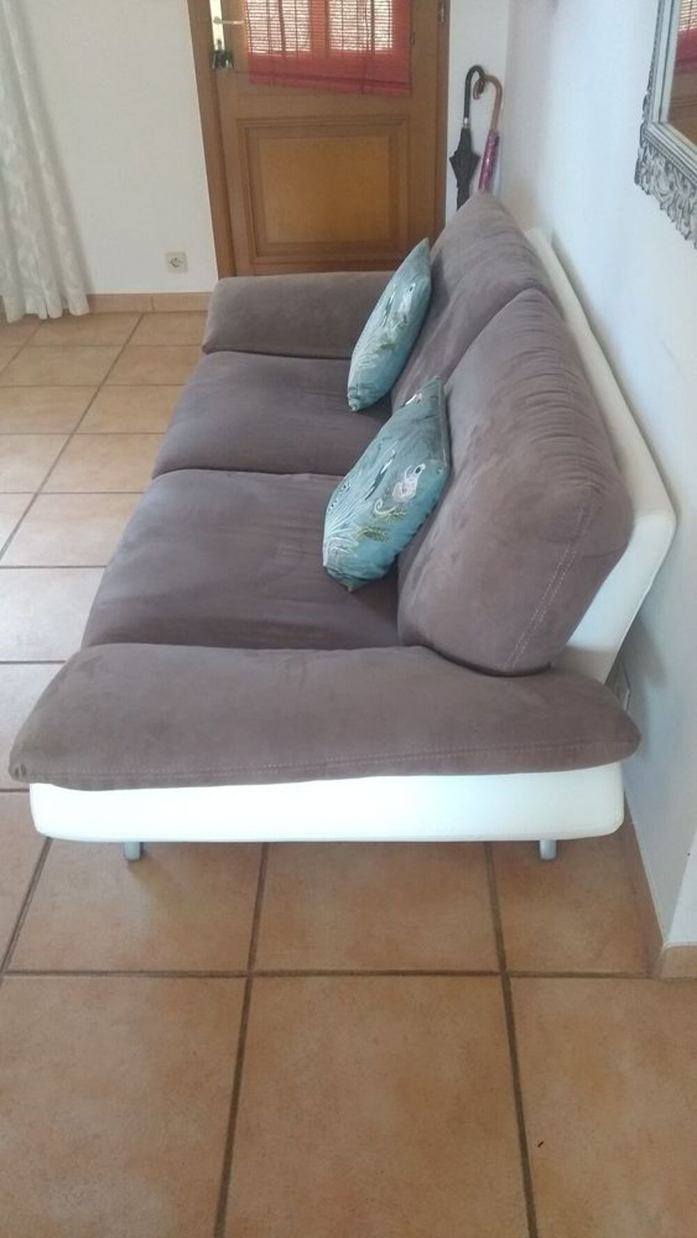 Canap&eacute; Ch&acirc;teau d' Ax , fixe 3 places Meubles