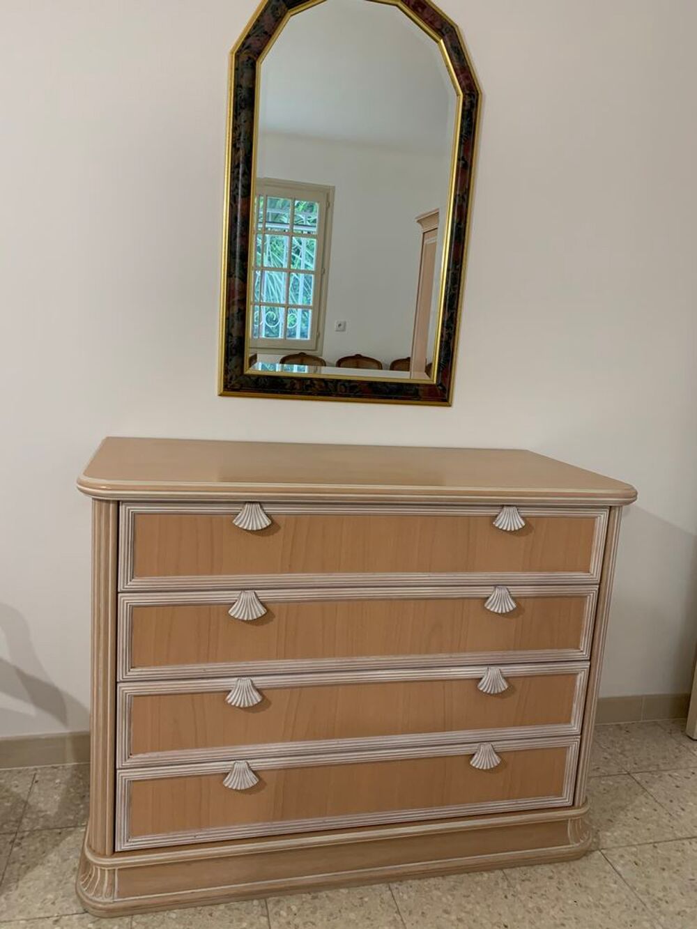 Chambre compl&egrave;te Meubles