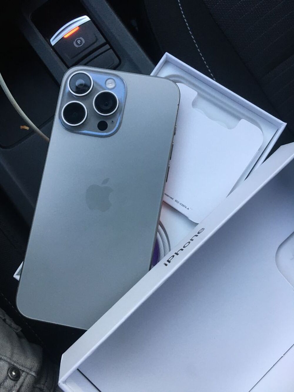 iPhone 15 Pro Max Téléphones et tablettes