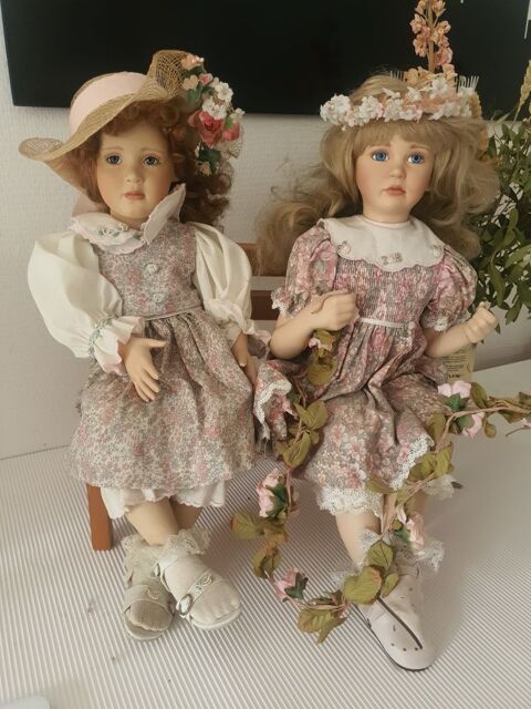 DUO DE POUPEES Caroline et Jessica en  porcelaine 170 Colombes (92)