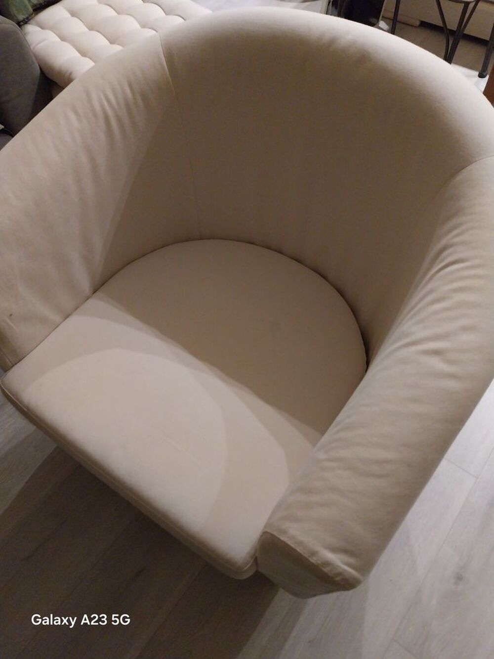 FAUTEUIL. CABRIOLET Meubles