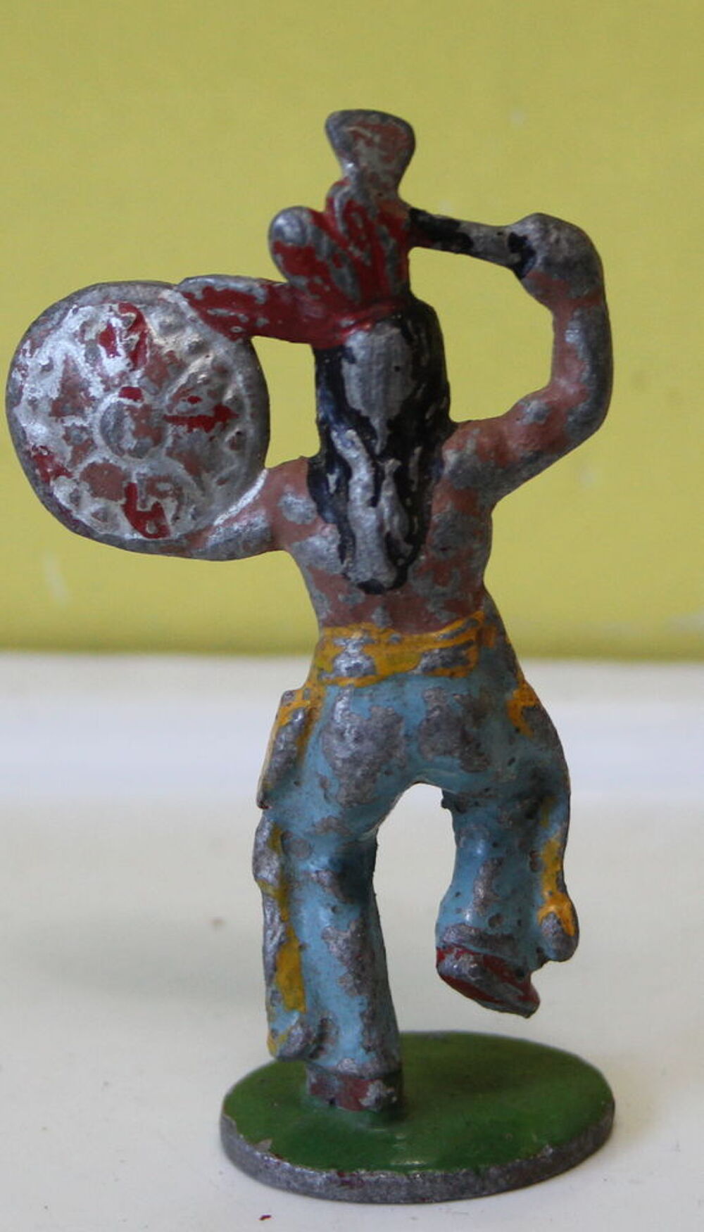 Indien QUIRALU bleu avec hache dansant Jeux / jouets