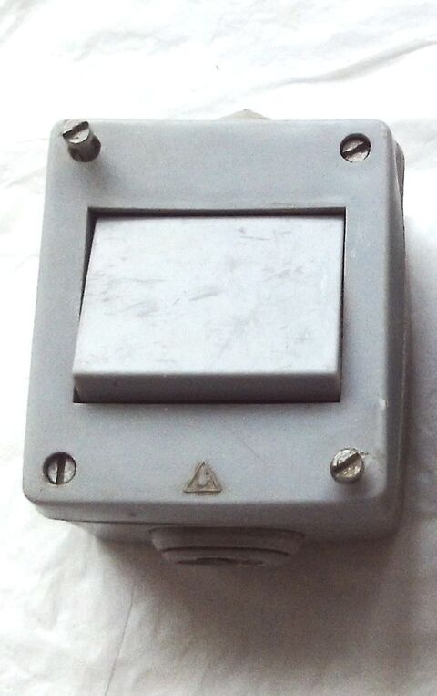 Va et vient, simple allumage plexo de Legrand - Code GEX 017 2 Villeurbanne (69)