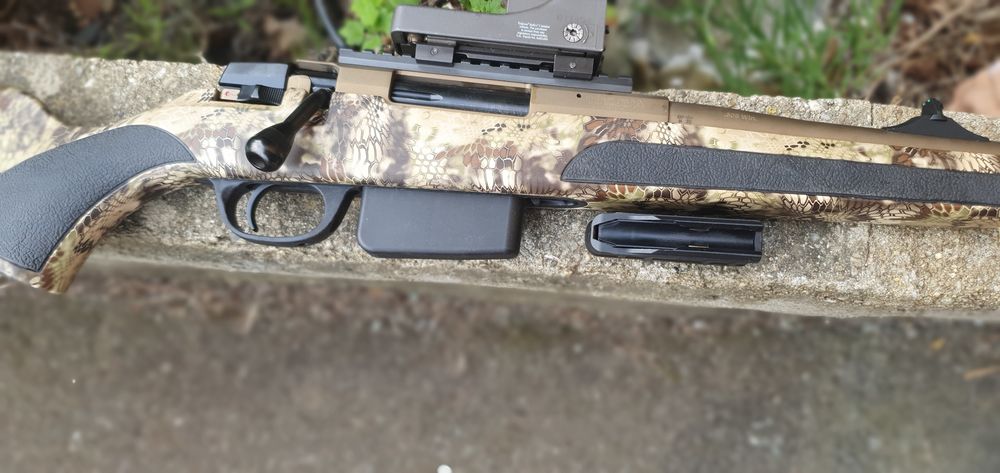 Carabine camo cal 308 &eacute;quipe point rouge trijicom neuve Sports