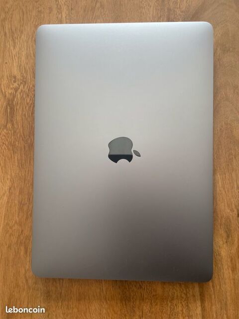 MacBook Air avec puce M1 - Gris sidéral (13,3') 890 Guingamp (22)