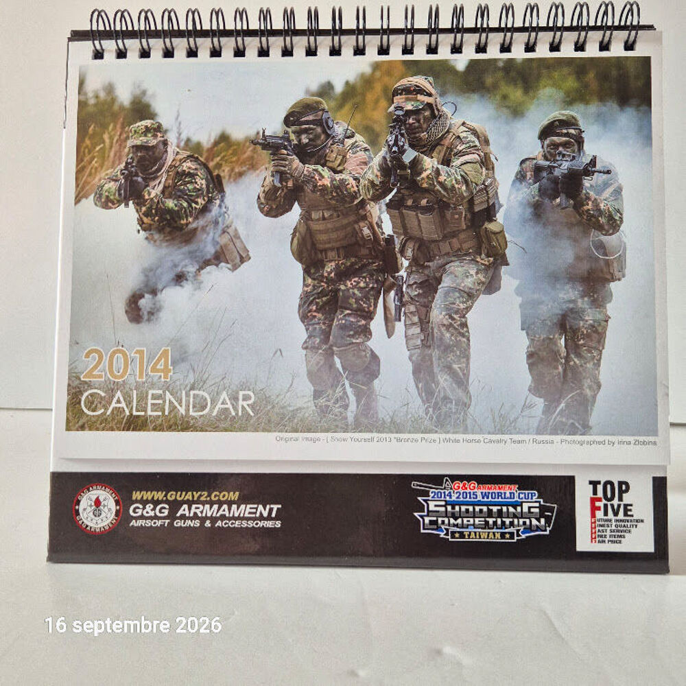 calendrier de bureau promotionnel de l'ann&eacute;e 2014 &eacute;dit&eacute; par 