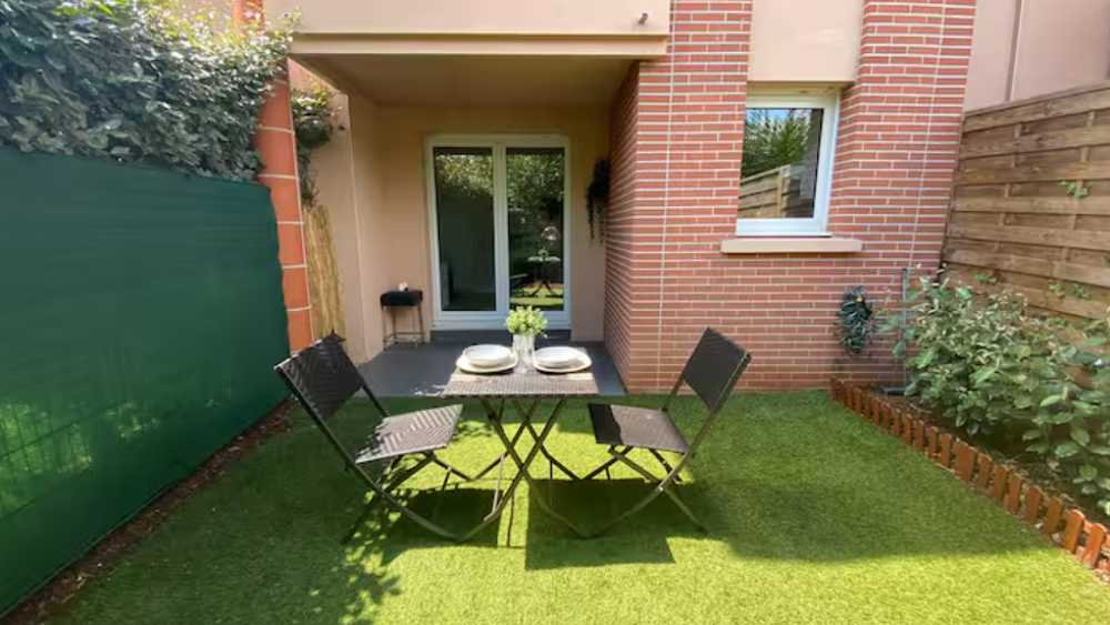 Location Appartement Studio meublé - clim + piscine + jardin + parking Toulouse