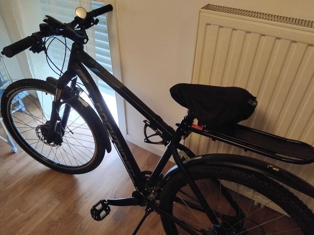 VTT Rockrider ST 250 + Kit de d&eacute;pannage/ Tr&egrave;s bon &eacute;tat Vélos