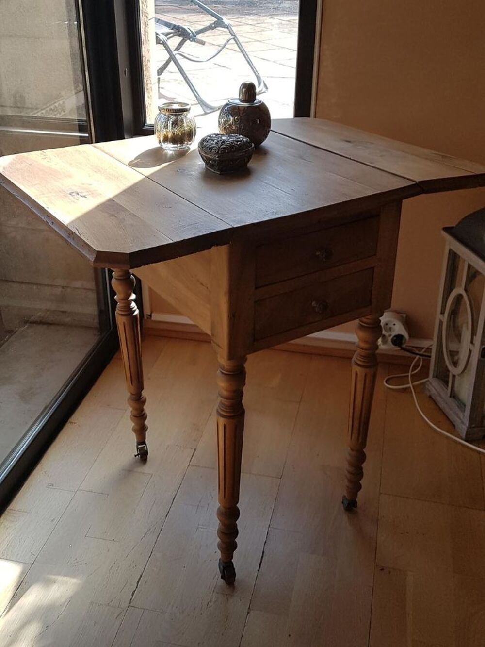 Table &agrave; volets en Merisier Epoque Louis Philippe Meubles