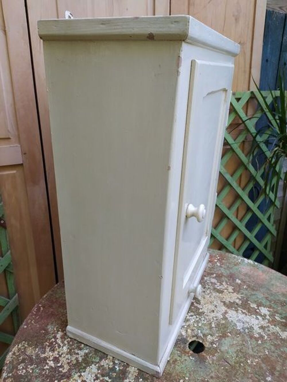 Petite Armoire de Toilette Bois &agrave; Corniche 
Meubles