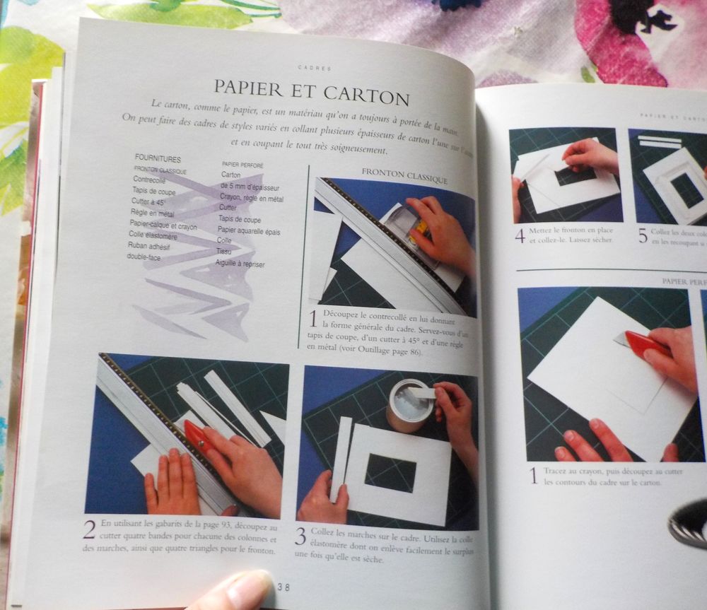 DES IDEES POUR LES CADRES par Victoria BROWN Ed. Dessain et Livres et BD