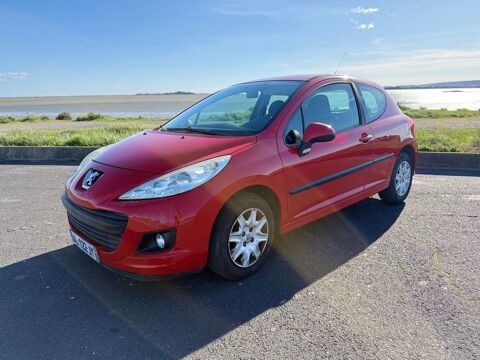 Peugeot 207 , Distri faite, Embrayage neuf, Clim, CT