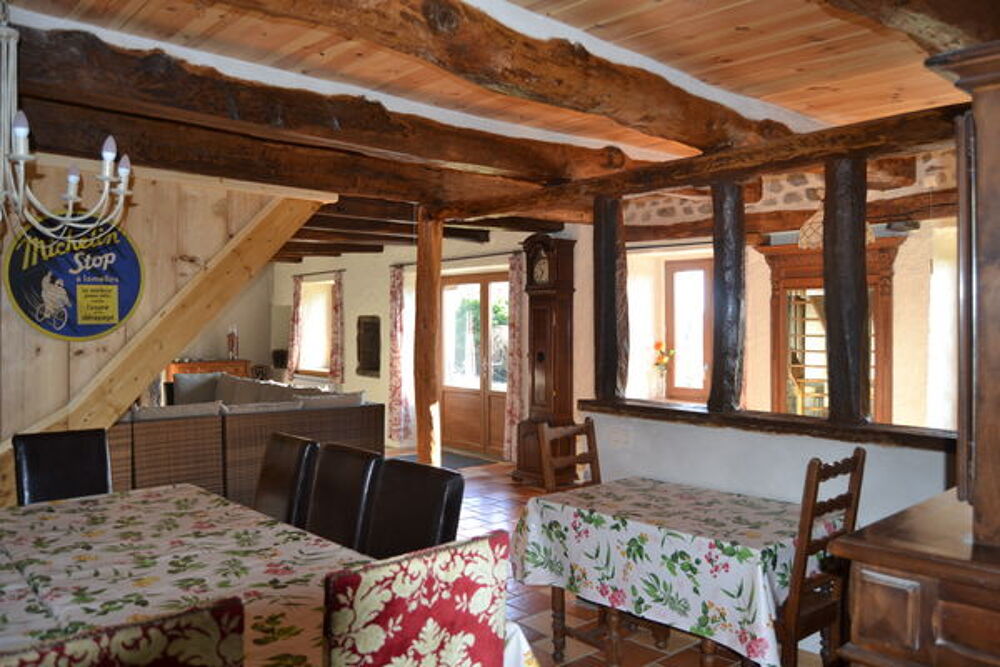   Gte de FR 3 pis, 4 toiles 14 p LA BOURBOULE Auvergne, Tauves (63690)
