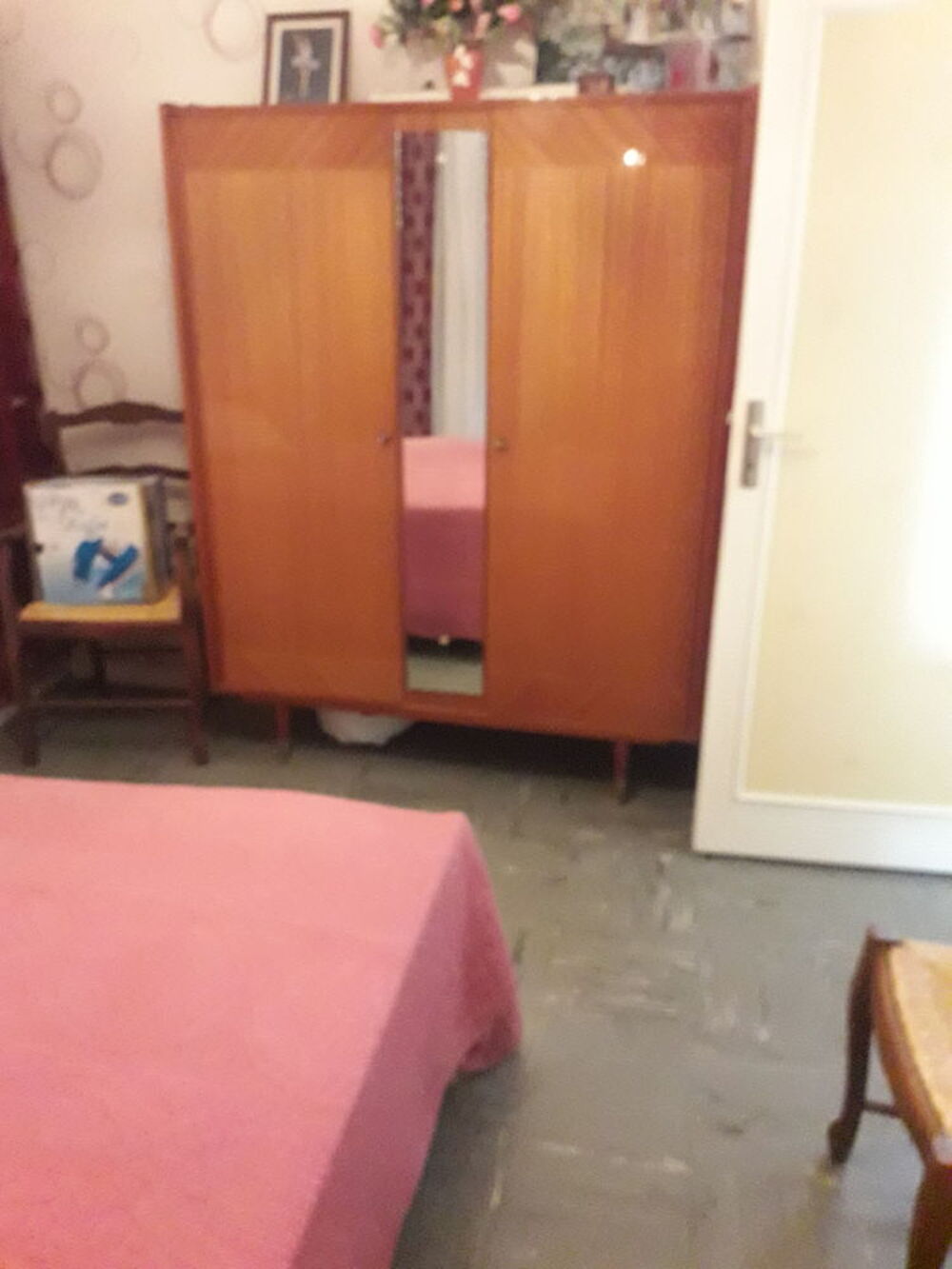 chambre ( lit matelas sommier armoire petit meuble ) Meubles