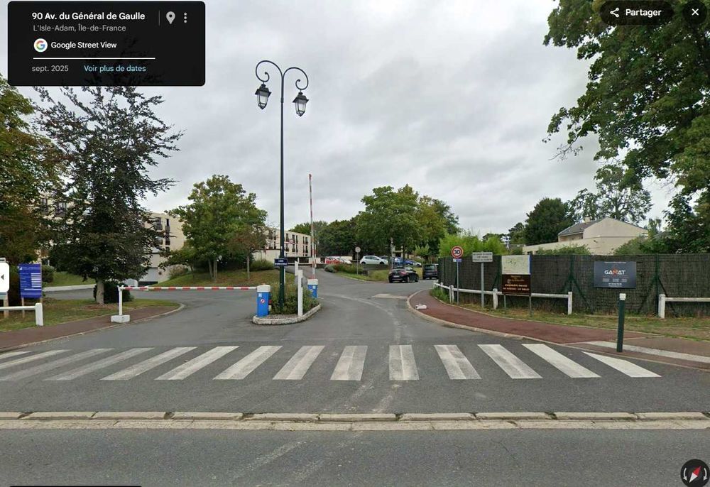 Location Parking/Garage Place de parking sécurisée L'isle-adam