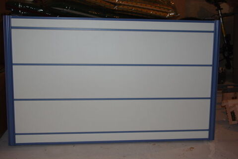 lot de portes de placards  blanche liserait et contour bleu 50 Courdimanche (95)