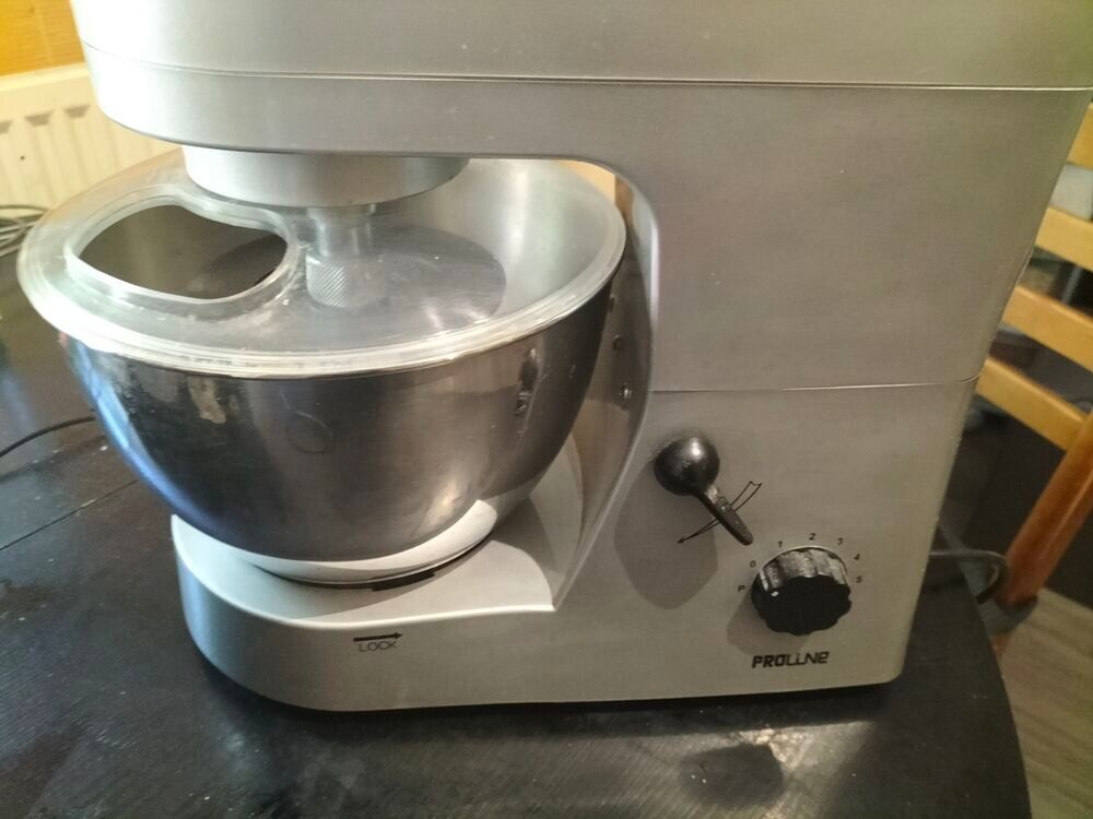 Batteur &eacute;lectrique proline Electroménager