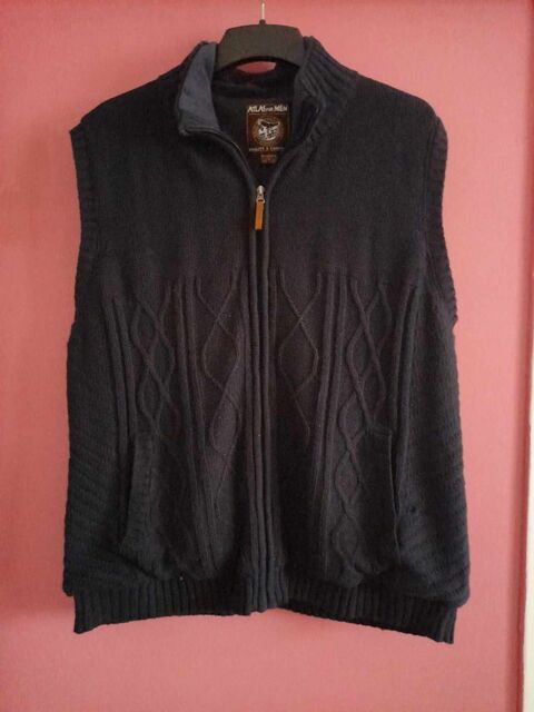 gilet en laine noir taille 3 XL intrieur polaire PRIX 10  10 Wattrelos (59)