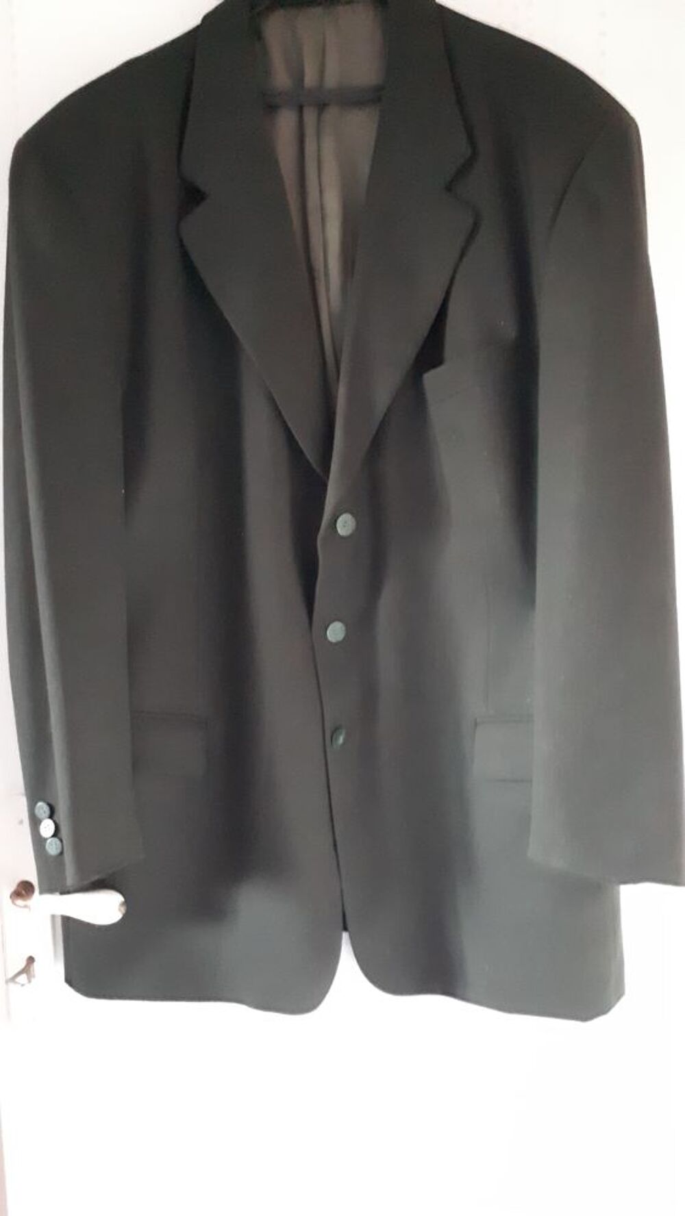 Blazer homme en tr&egrave;s bon &eacute;tat, marque Ted Lapidus. Vêtements
