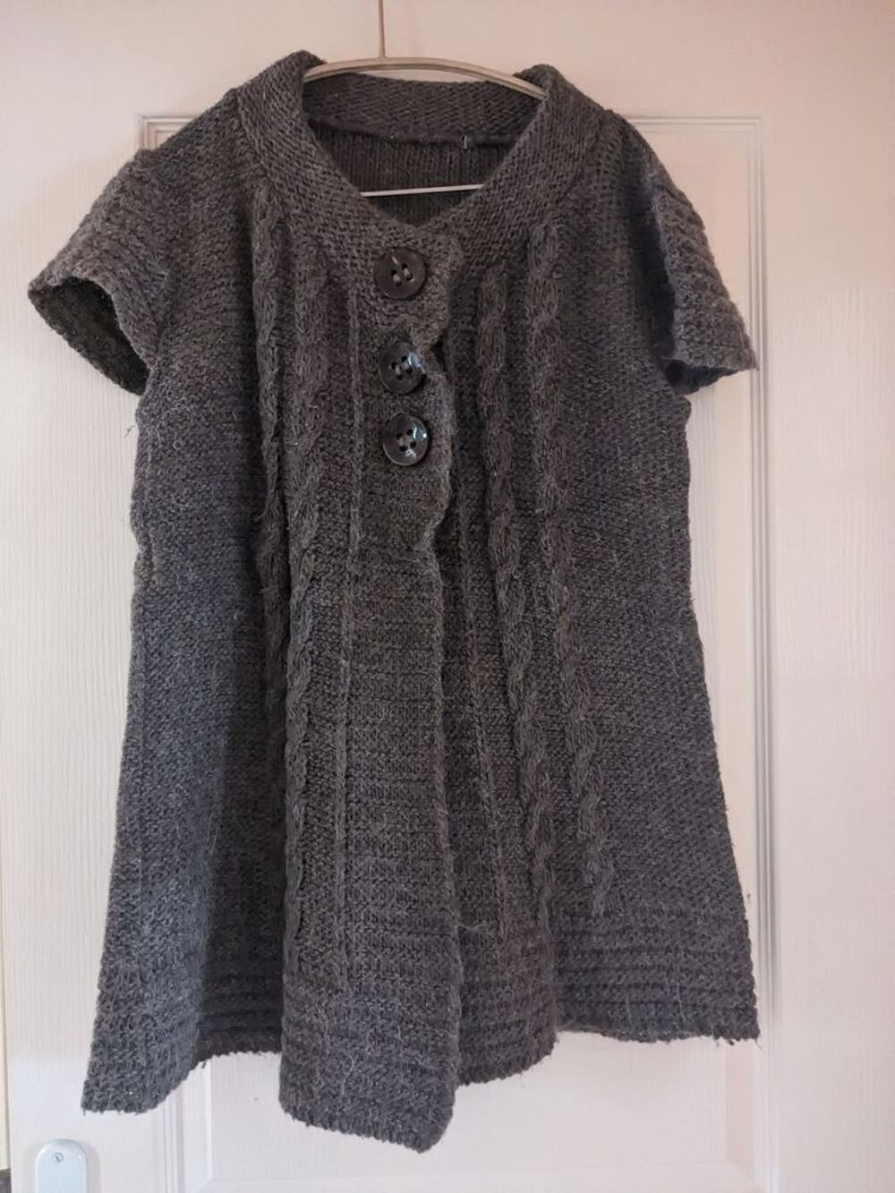 Veste laine manches courtes Vêtements