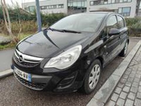 Corsa 1.2 - 85 ch Twinport 150&egrave;me Anniversaire 2011 occasion 69100 Villeurbanne
