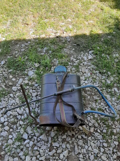 Pulv�risateur jardin 40 Aspremont (06)