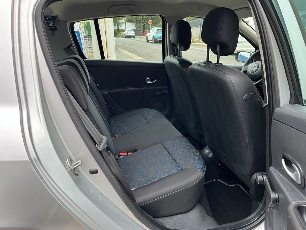 Clio III Clio 1.5 dCi 70 Expression 2008 occasion 42700 Firminy