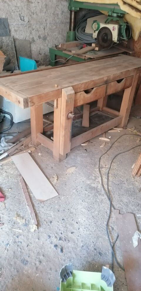 etablis bois avec 2 presses 400 Faverges (74)