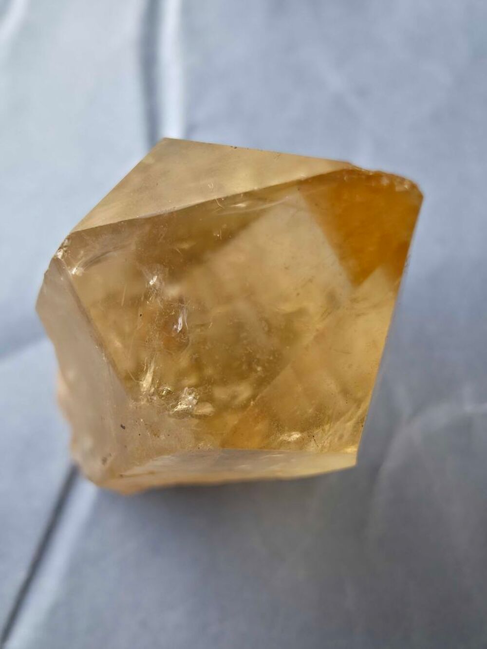 V&eacute;ritable Citrine de Kolwezi RDC-Pierre Naturelle 60g 
