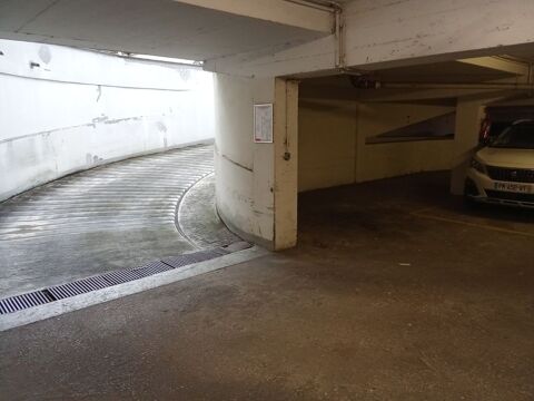  Parking / Garage � louer 12 m�