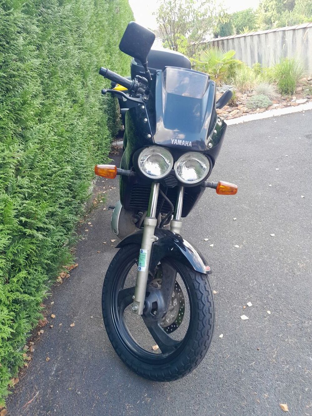 YAMAHA 2002 occasion 86220 Oyr&eacute;