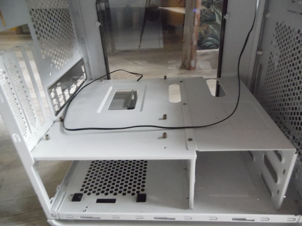BOITIER VIDE PC Matériel informatique