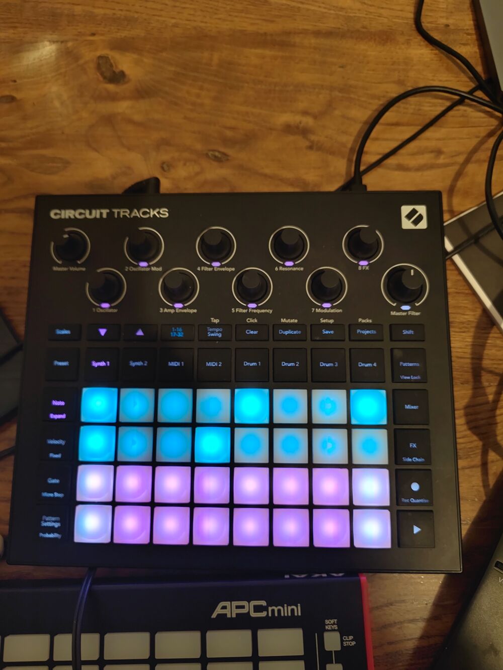 novation circuit tracks parfait &eacute;tat Instruments de musique