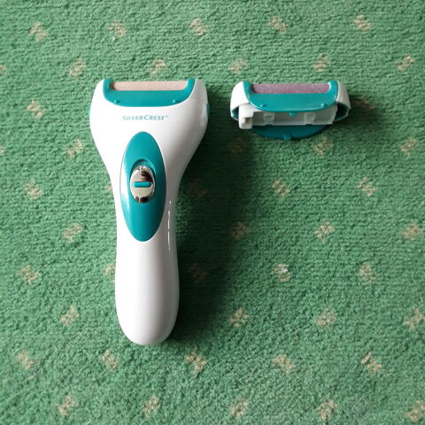 R�pe �lectrique Anti-Callosit�s 2 Rouleaux  Silver Crest  7 Arques (62)