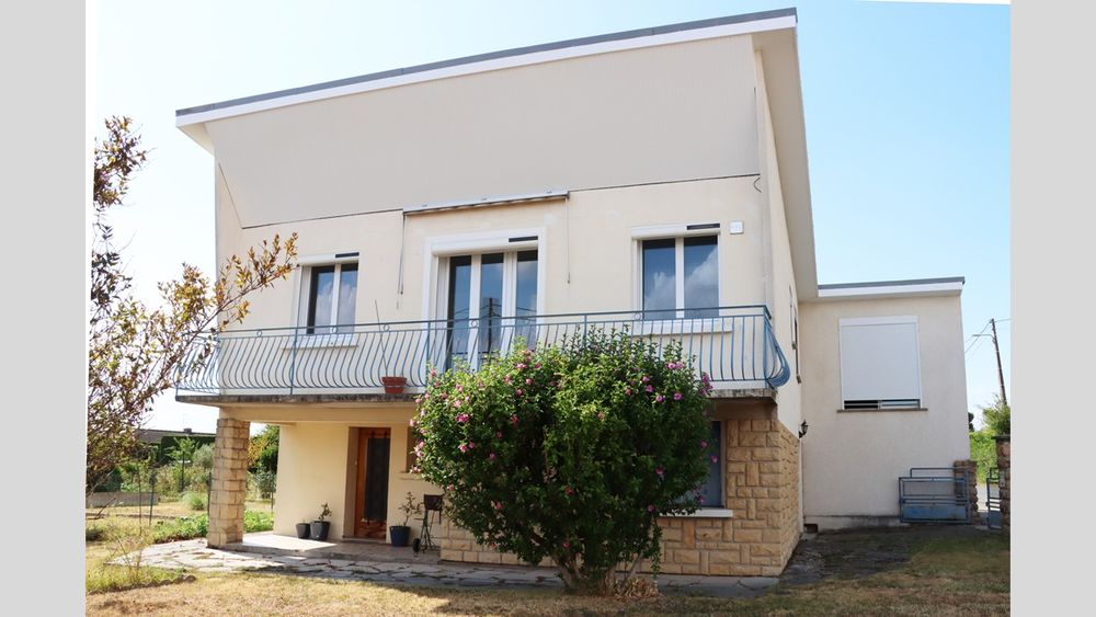 Vente Maison Maison familiale 130 m² - 3 chambres - Jardin - Sous-sol Bourbon-lancy